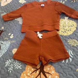 Carter’s thermal long sleeve & matching shorts set 3 month